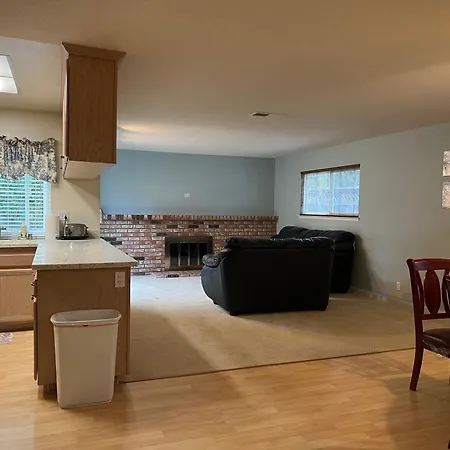 Private Room 1-2